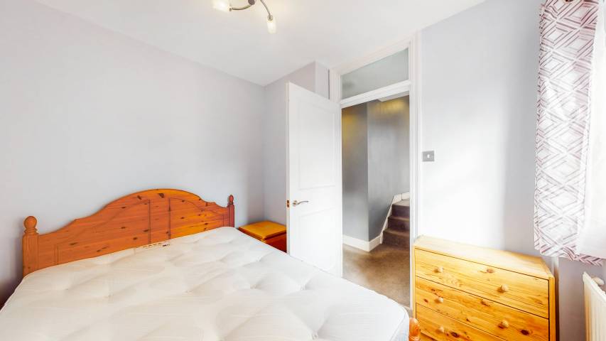 Modern Sharers Apartment Harvist Road, Queens Park